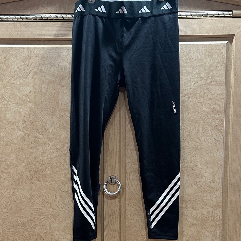 Adidas Womens Black and White Training Tights sz 7/8 New with tags